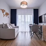 Citystay Nadmotlawie Estate *