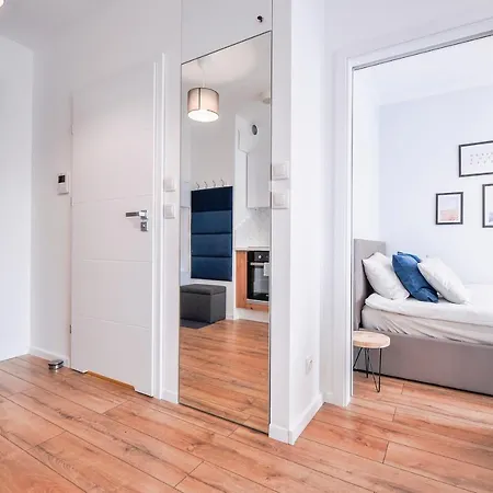 Citystay Nadmotławie Estate Apartament *